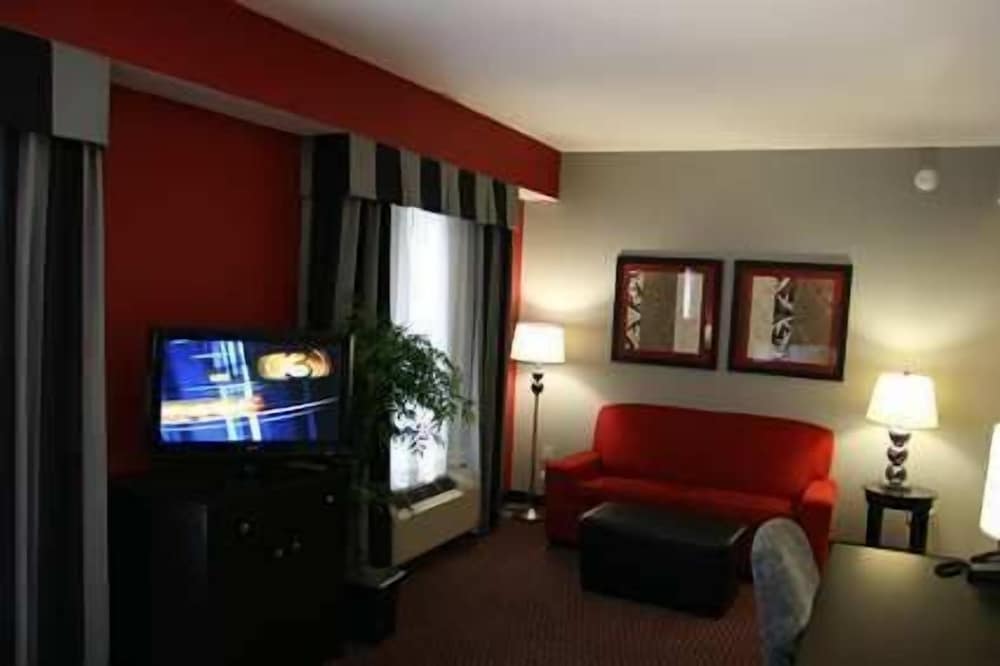 Homewood Suites by Hilton Leesburg - photo 18