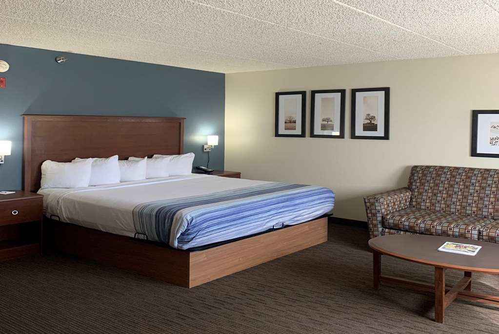 AmericInn by Wyndham Windsor Ft. Collins - photo 10