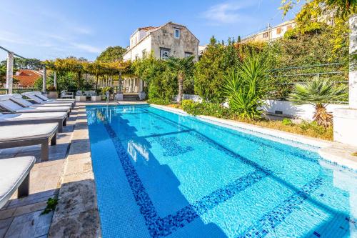 Villa Salt Water