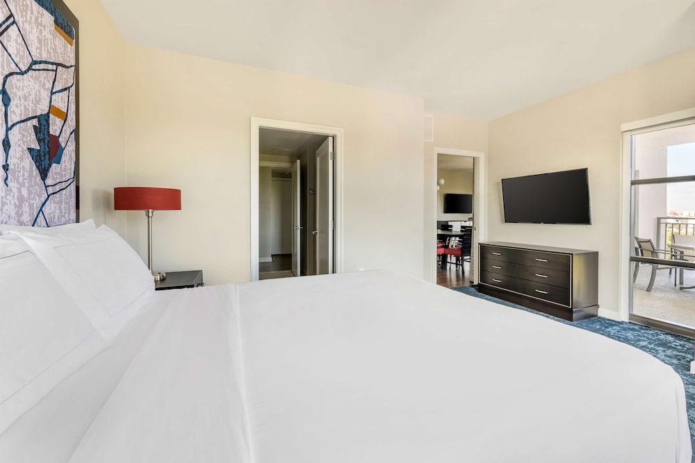 Hilton Grand Vacations Club Las Palmeras Orlando - photo 8