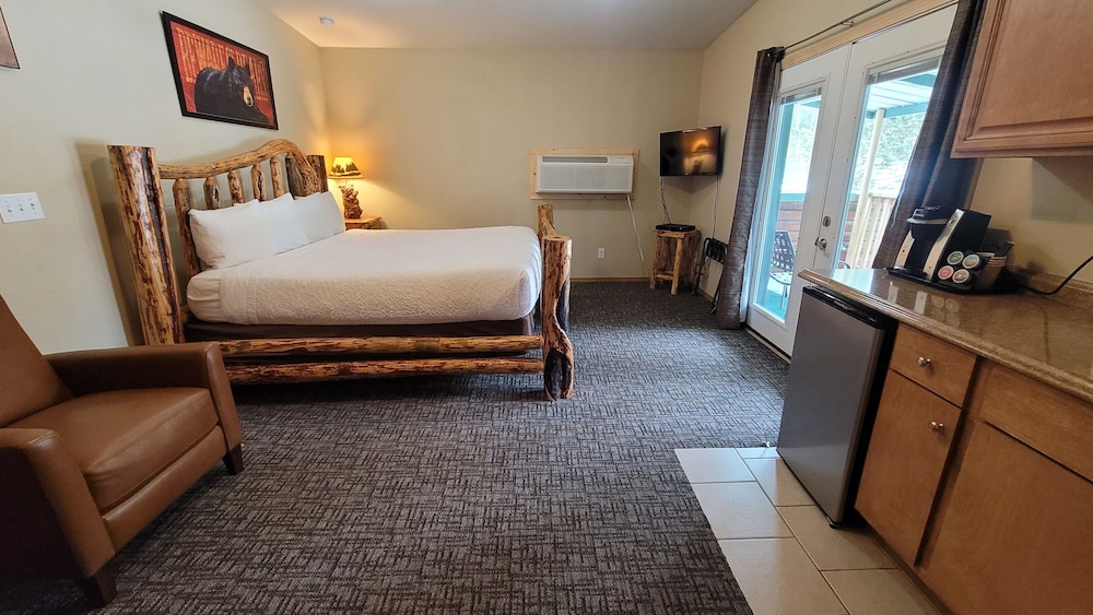 Riverfront Motel - photo 27