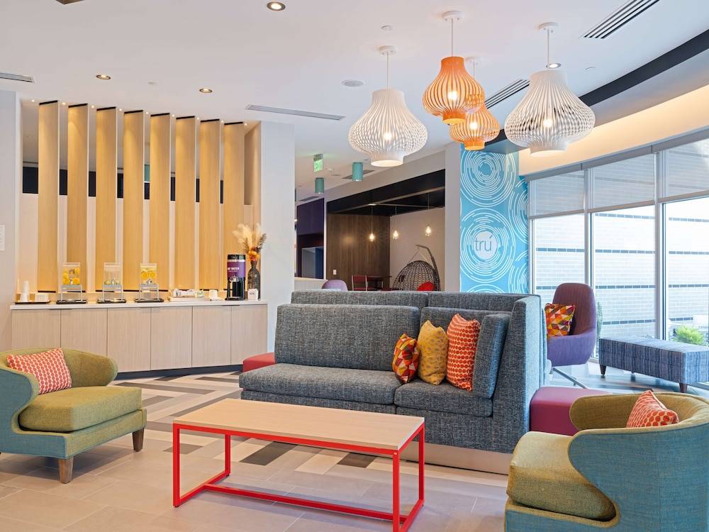 Tru By Hilton Atlanta Airport College Park - photo 3