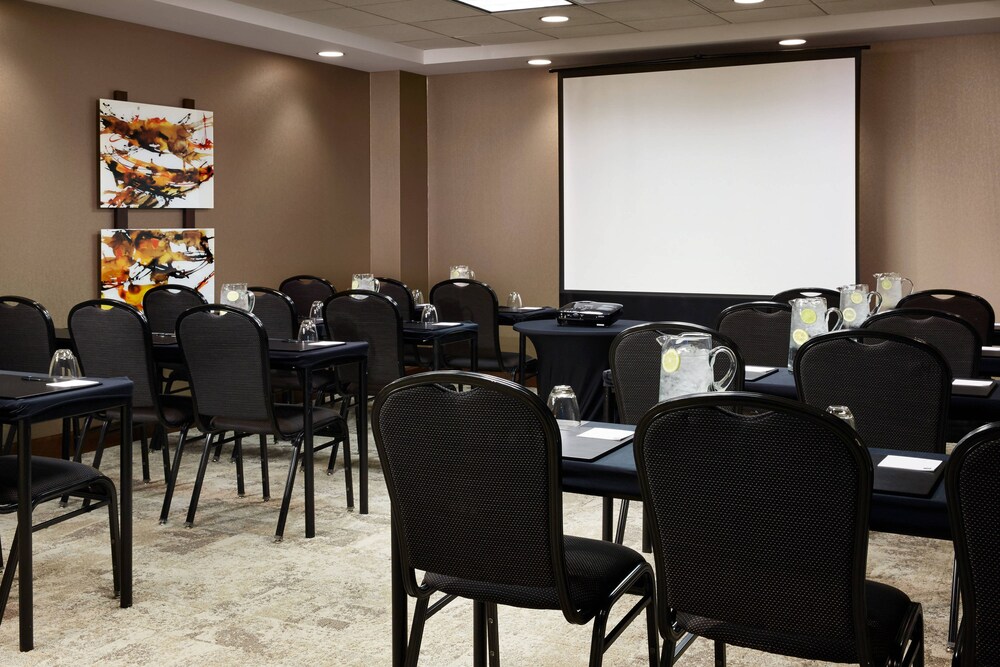 AC Hotels by Marriott Chicago Downtown - photo 35