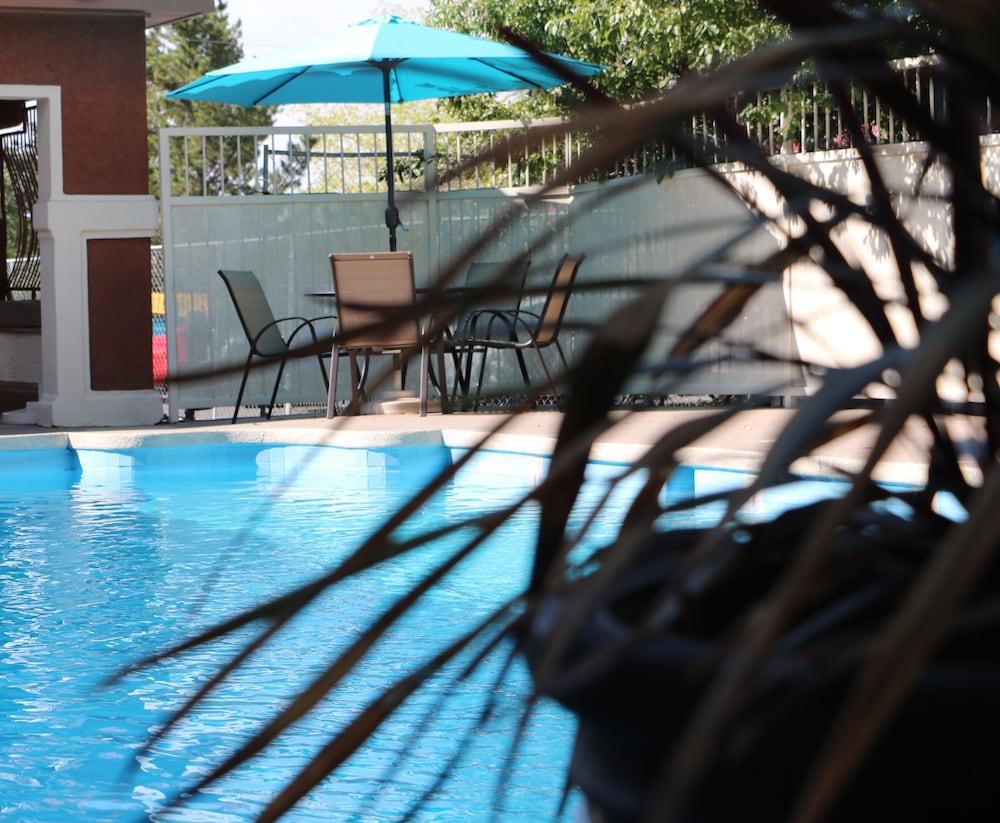 San Mateo Inn - photo 16
