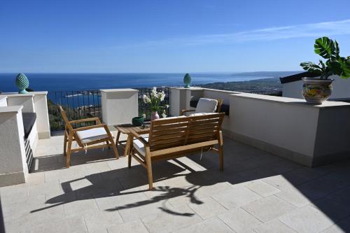 Paradisea Rocco's Villa — 4-Star Luxury Hotel in Taormina, Italy
