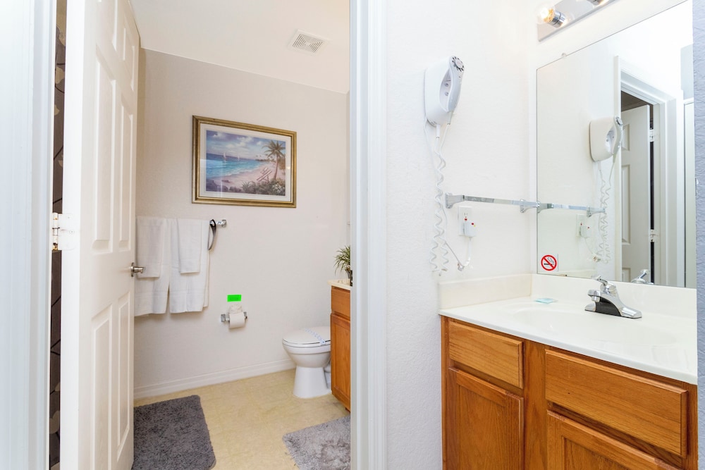 Stunning 3Bd Close to Disney @ Venetian Bay 105 - photo 26