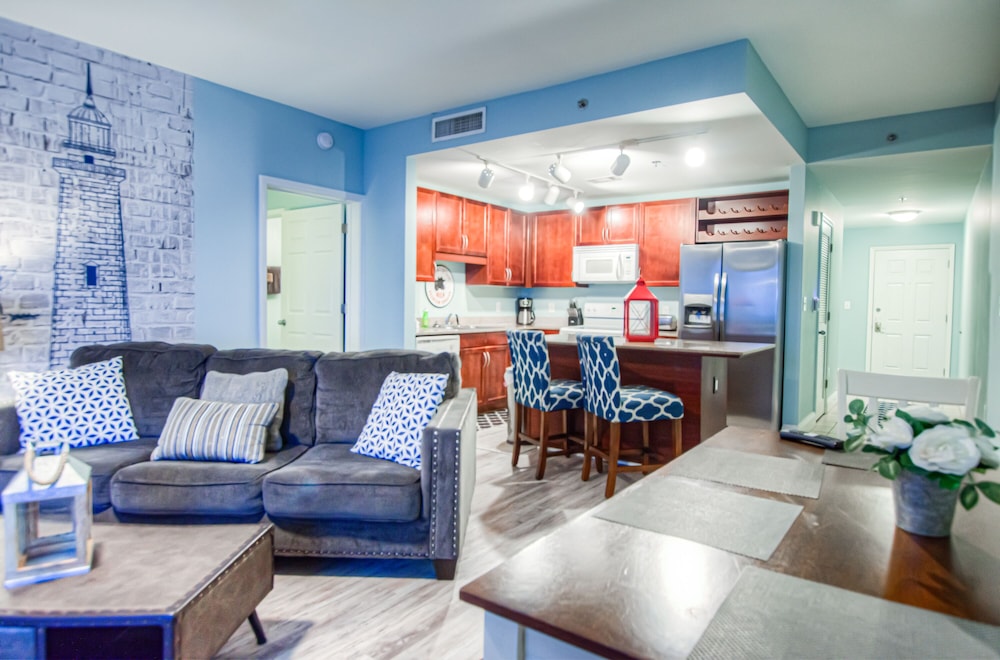 Laketown Wharf Resort by Aneliya's Rentals - photo 464