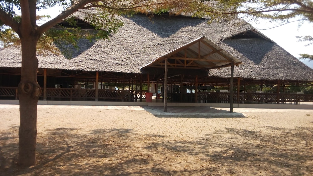 Landmark Hotel Matema Beach — Kyela