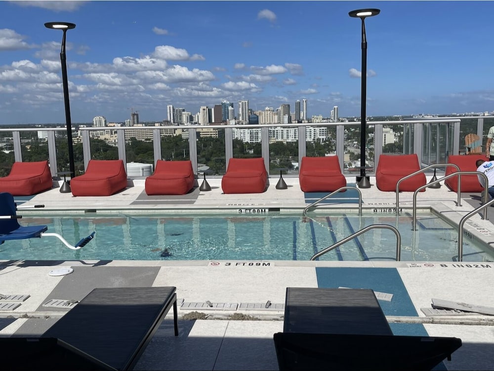 Aloft Fort Lauderdale Airport - photo 28