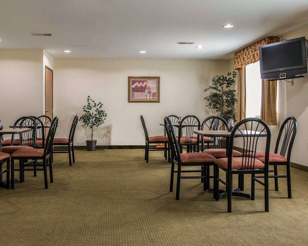 Quality Inn Durand I 69 - photo 44