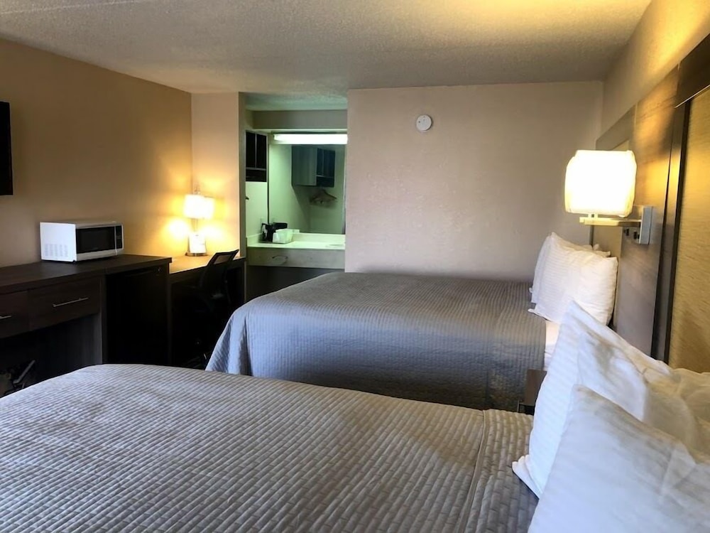 Legacy Inn Sumner - photo 6