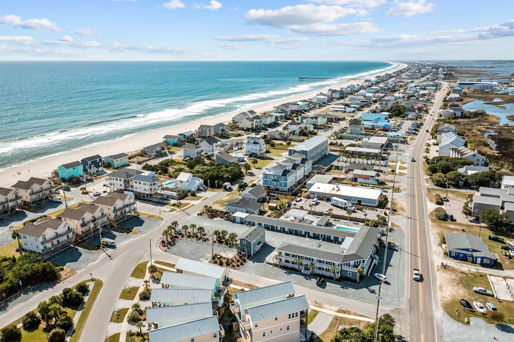 Loggerhead Inn and Suites - photo 127