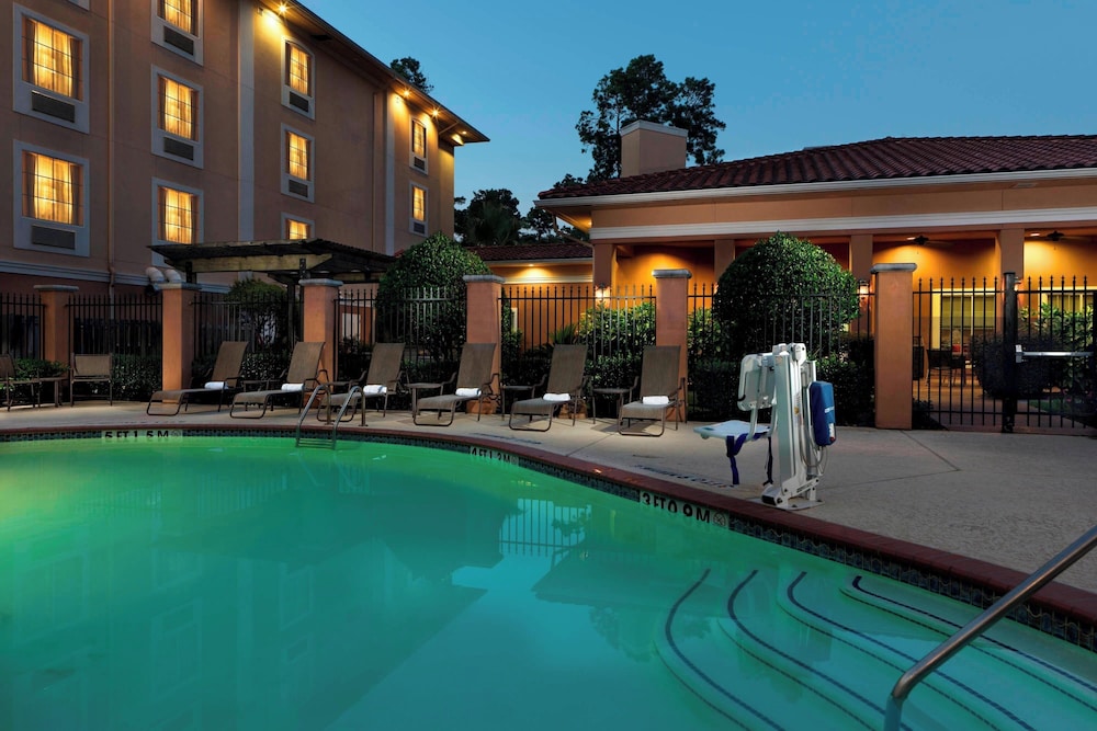 TownePlace Suites by Marriott Houston Intercontinental Arpt - photo 14