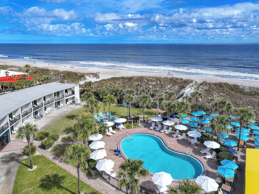Seahorse Oceanfront Inn - photo 124