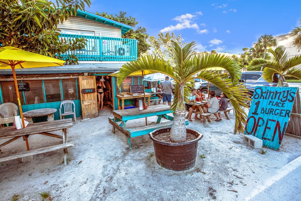 Beach Sands A 201 by Anna Maria - photo 21