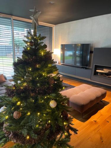 La Villa Cosy — 4-Star Luxury Hotel in Espalion, France