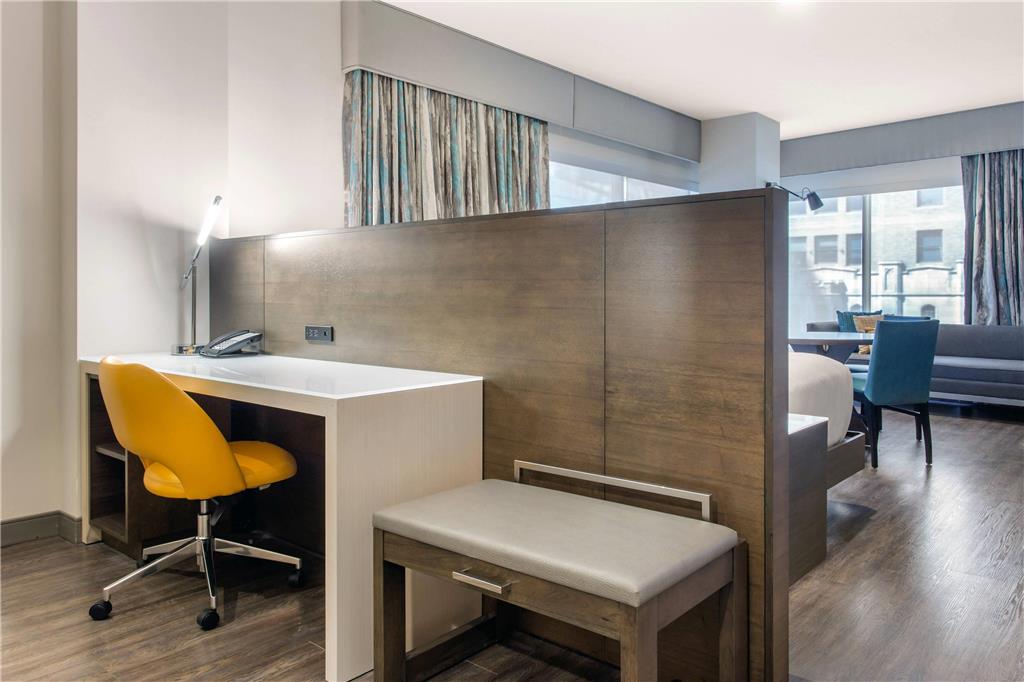 Cambria Hotel Philadelphia Downtown Center City - photo 17