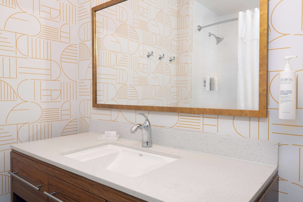 Home2 Suites by Hilton Buffalo Airport Galleria Mall - photo 11