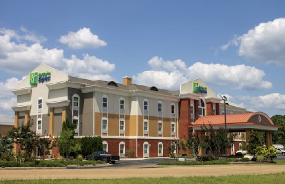 Holiday Inn Express McComb by IHG - photo 36