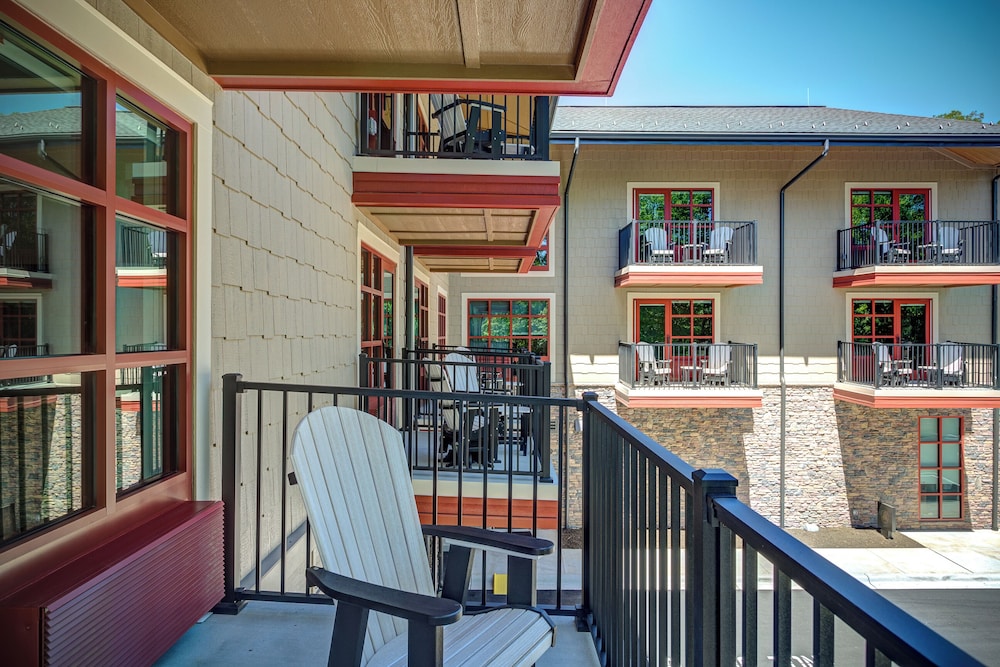 The Embers Hotel - photo 45