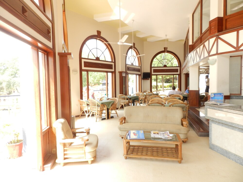 Sunshine Park Resort — Candolim — photo 3