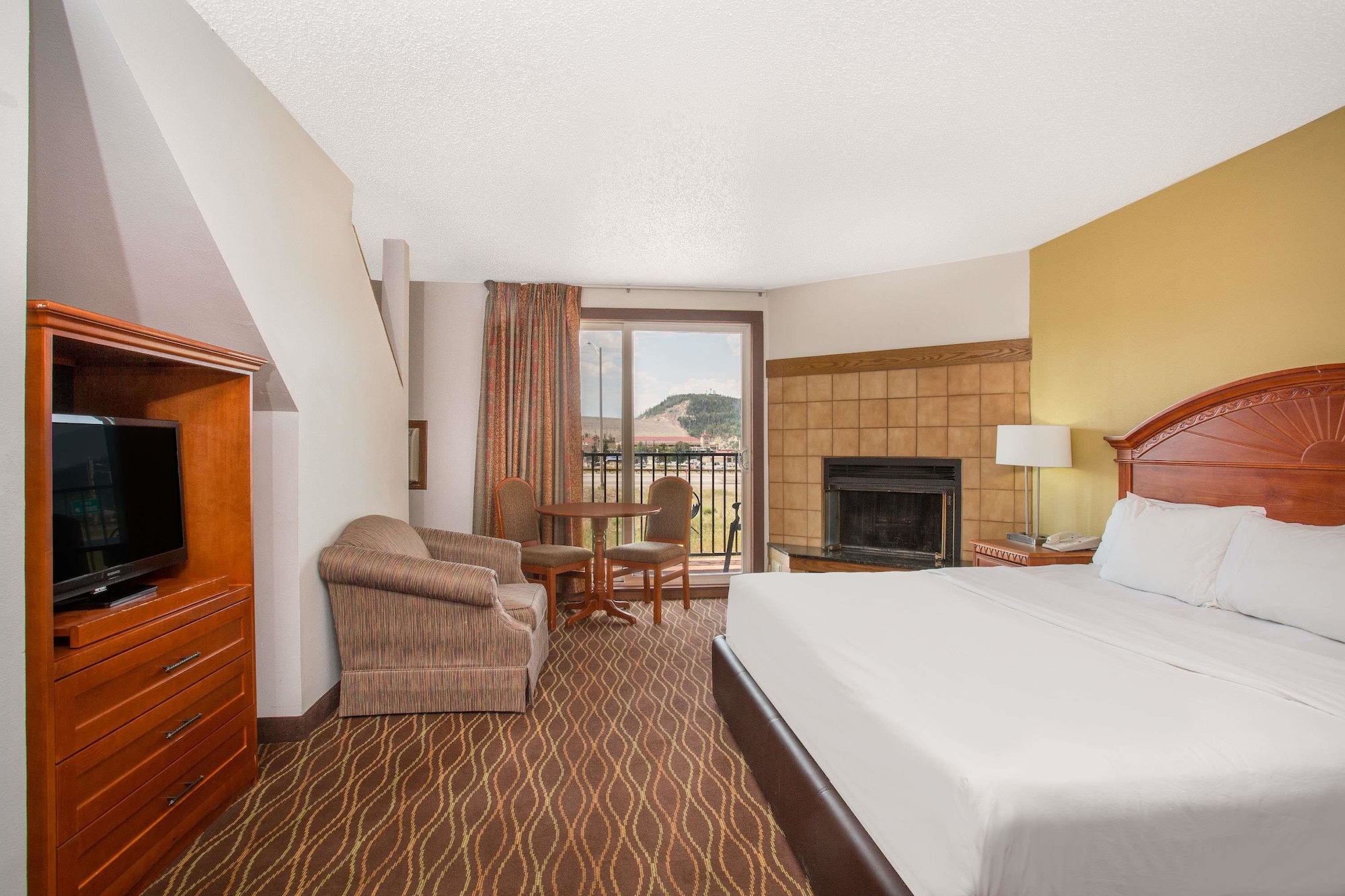 Days Inn by Wyndham Silverthorne - photo 3