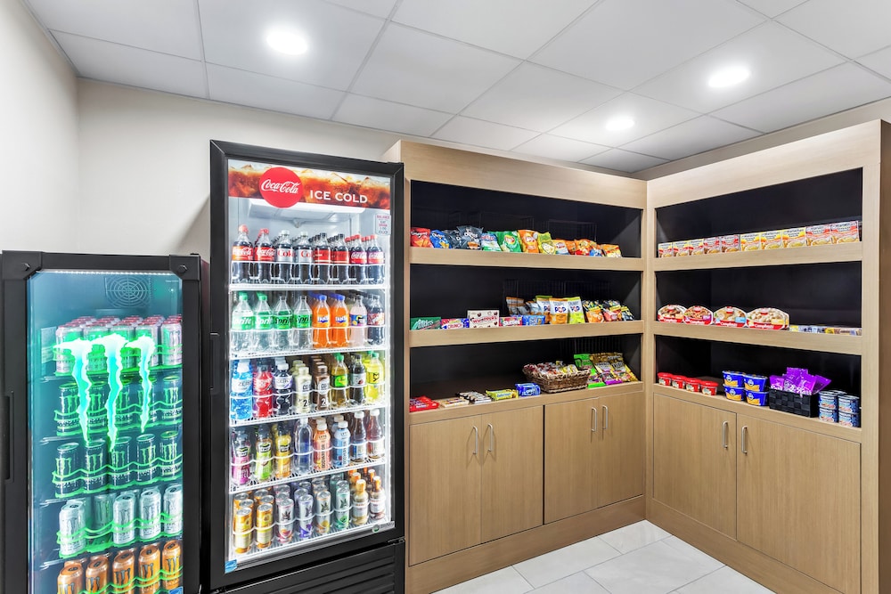 Holiday Inn Express Suites Charleston by IHG - photo 53