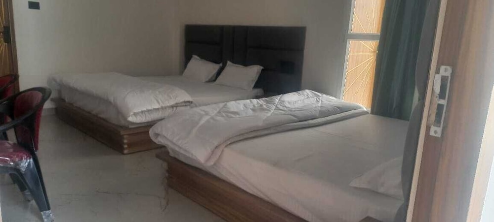 Hotel Riyansh - carbon neutral hotel in Unknown City