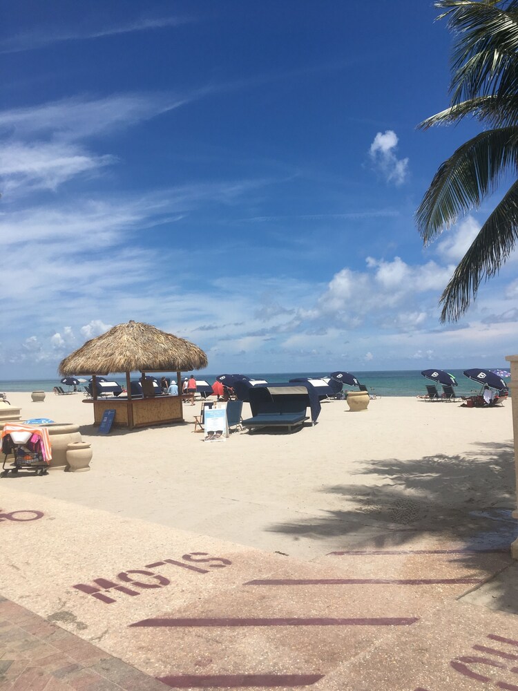 Historic Hollywood Beach Resort - photo 17