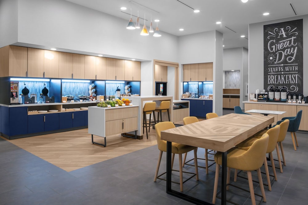 TownePlace Suites by Marriott Tampa Clearwater - photo 16