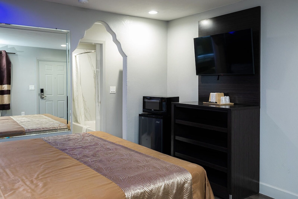 Downtowner Inns Houston - photo 22