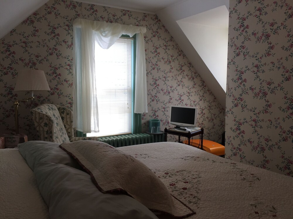 Harborview Inn - photo 5