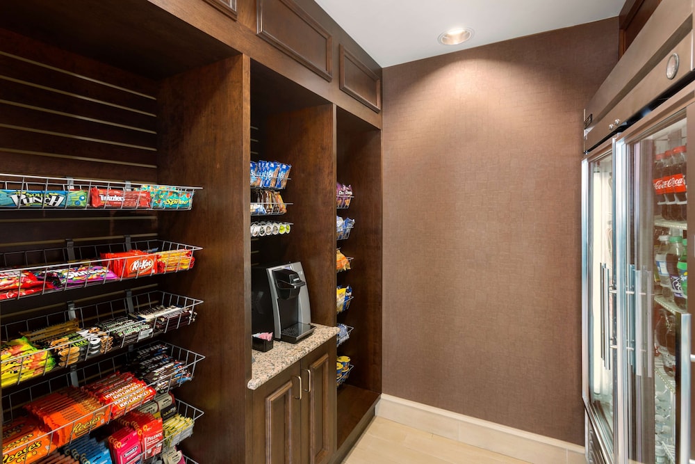 Hilton Garden Inn Shelton - photo 31