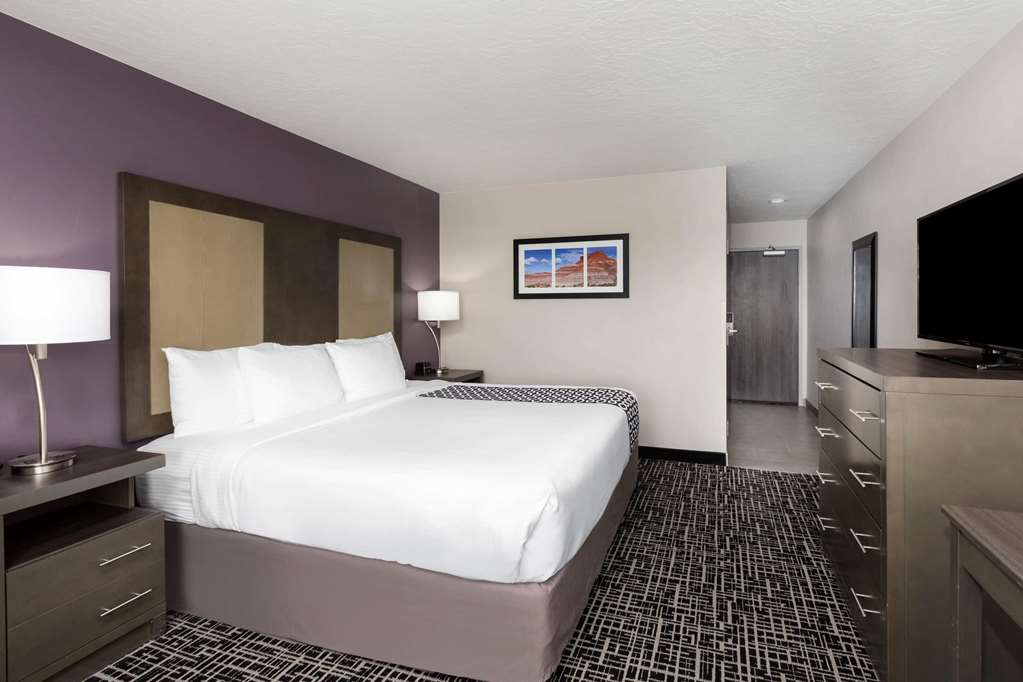 La Quinta Inn & Suites by Wyndham Kanab - photo 42