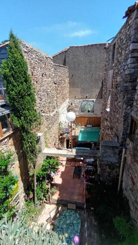 Les Deux Arches — hotel in Caunes-Minervois