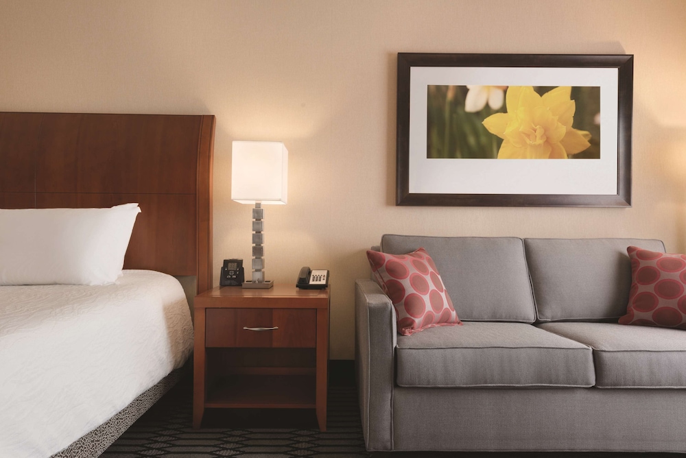 Hilton Garden Inn Akron Canton Airport - photo 8