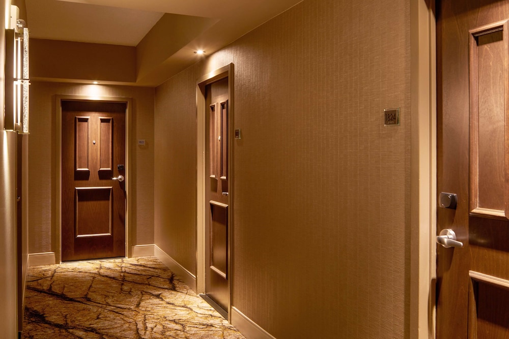 Hilton Denver City Center - photo 32
