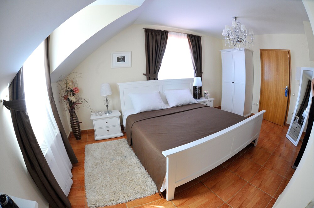 Hotel Buncic Vrbovec — hotel in Vrbovec