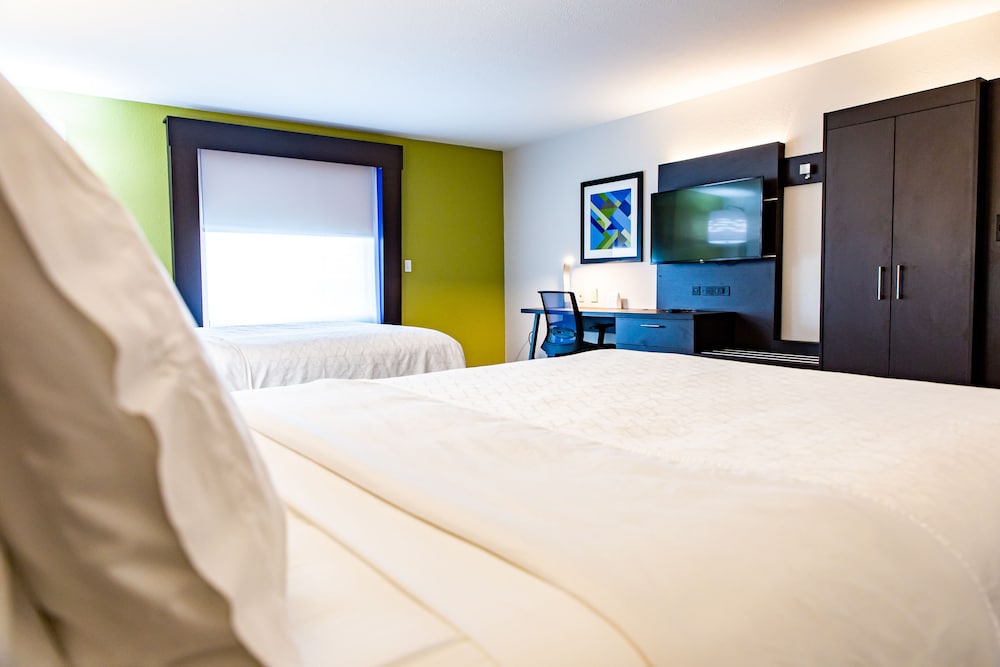 Holiday Inn Express Columbus Dublin by IHG - photo 10