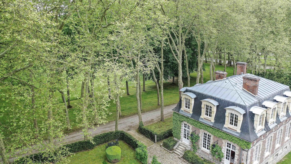 Le Domaine de Courances Pierres D'histoire — hotel in Milly-La-Foret