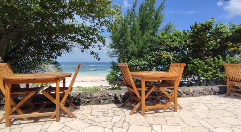 Bara Beach Bungalows — Bulukumba — photo 2