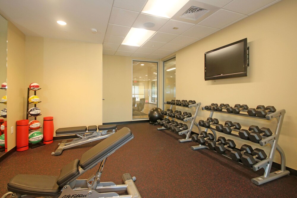 TownePlace Suites by Marriott Charleston North Charleston - photo 14