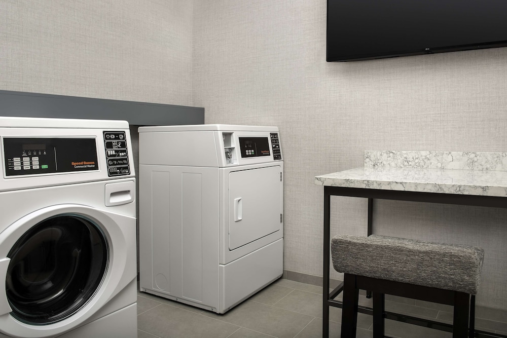 Hilton Garden Inn Pensacola Downtown - photo 33
