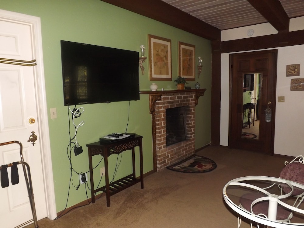Arizona Mountain Inn and Cabins - photo 242