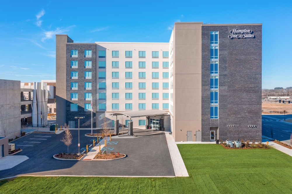 Hampton Inn & Suites Huntsville Downtown - photo 38