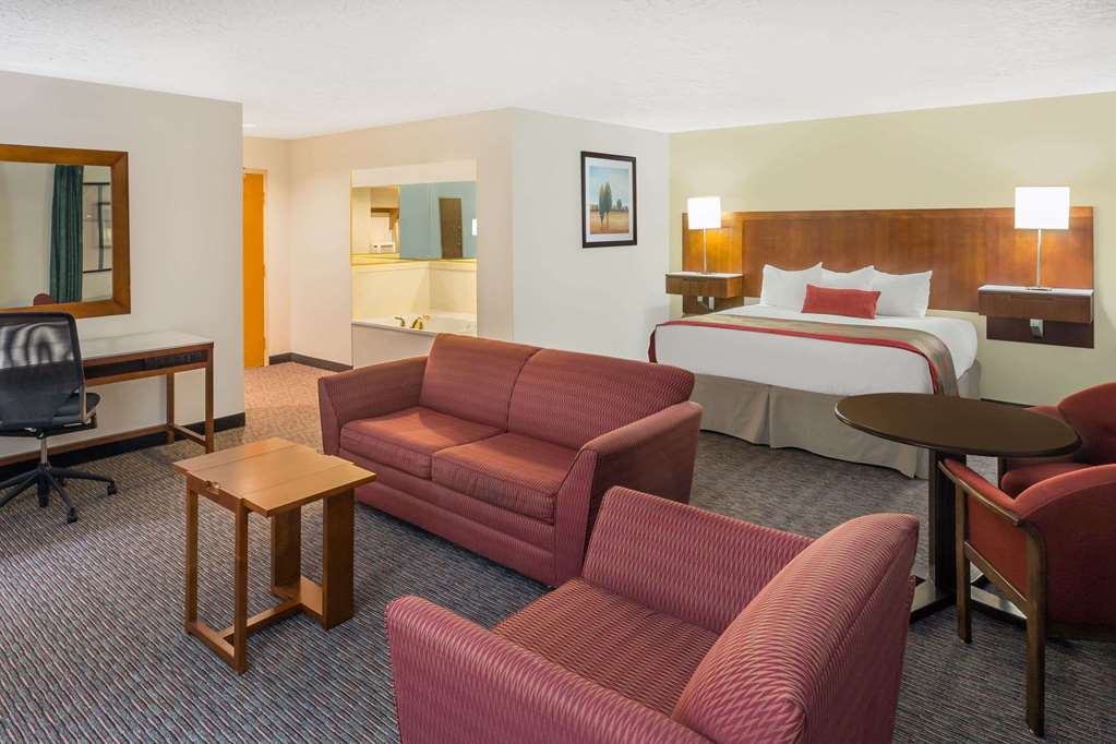 Ramada by Wyndham Cedar City - photo 36