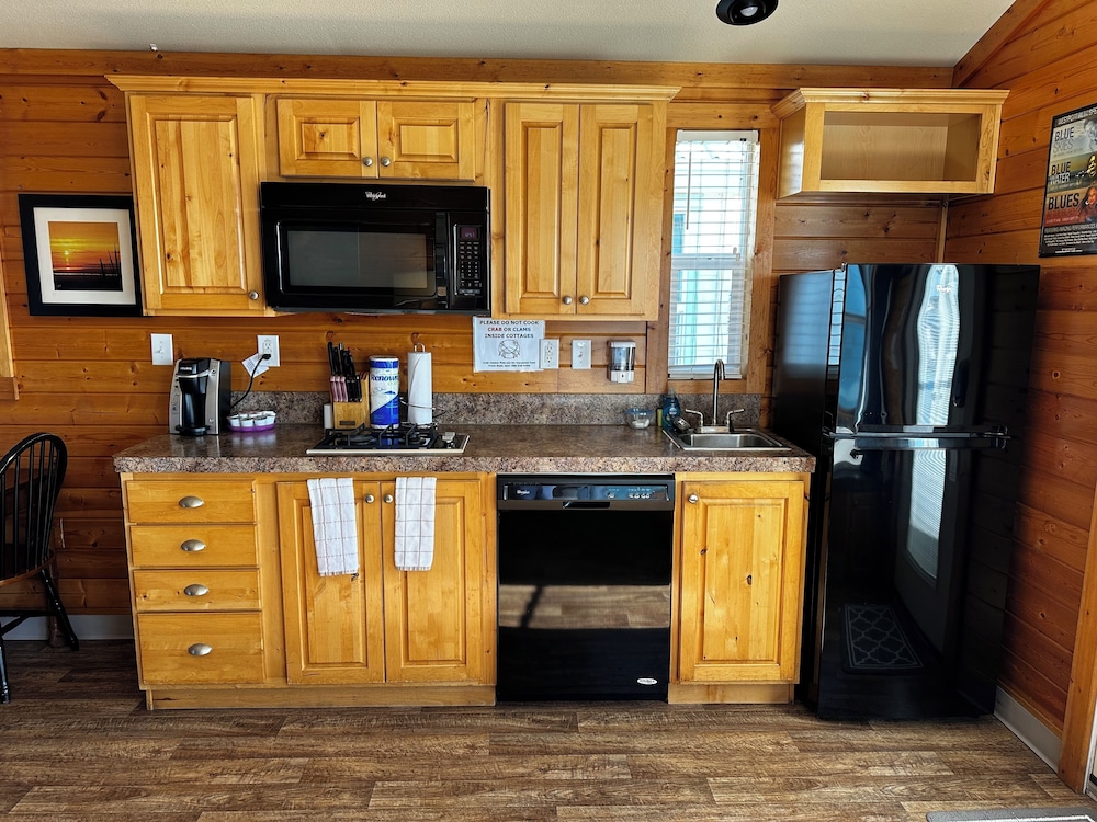 Westport Marina Cottages - photo 38