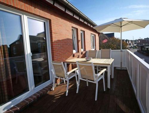 Haus Fischerbalje Leuchtfeuer — 4-Star Luxury Hotel in Borkum, Germany
