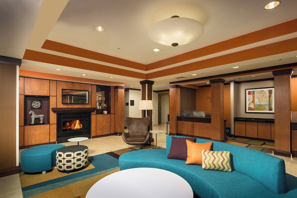 Fairfield Inn Suites By Marriott Augusta — Augusta
