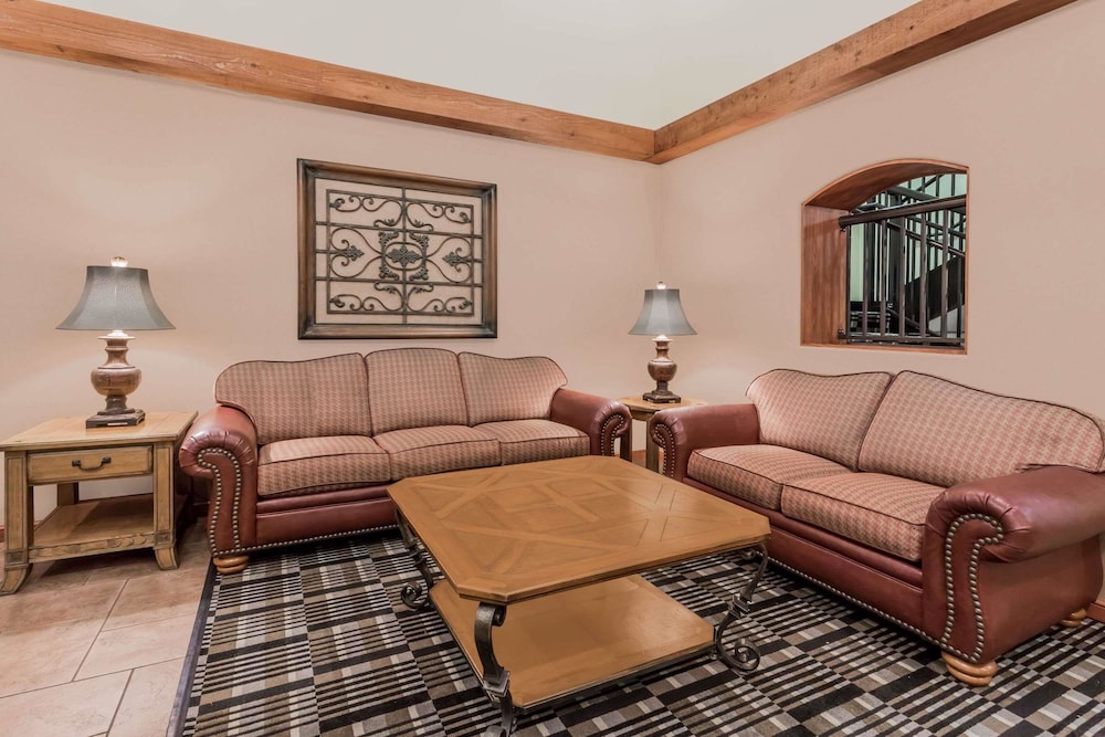 Clarion Inn Ormond Beach at Destination Daytona - photo 2